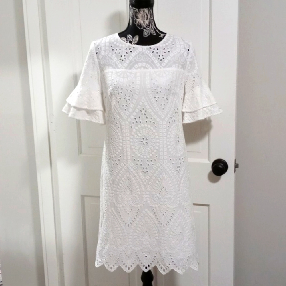 🆕️ 🤍Trina Turk🤍 - White Eyelet Double Ruffle Sleeve Scalloped Hem Dress